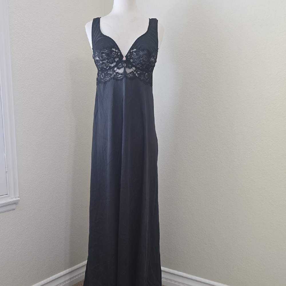 Glydons Vintage Sophisticated Black Lace Chemise M